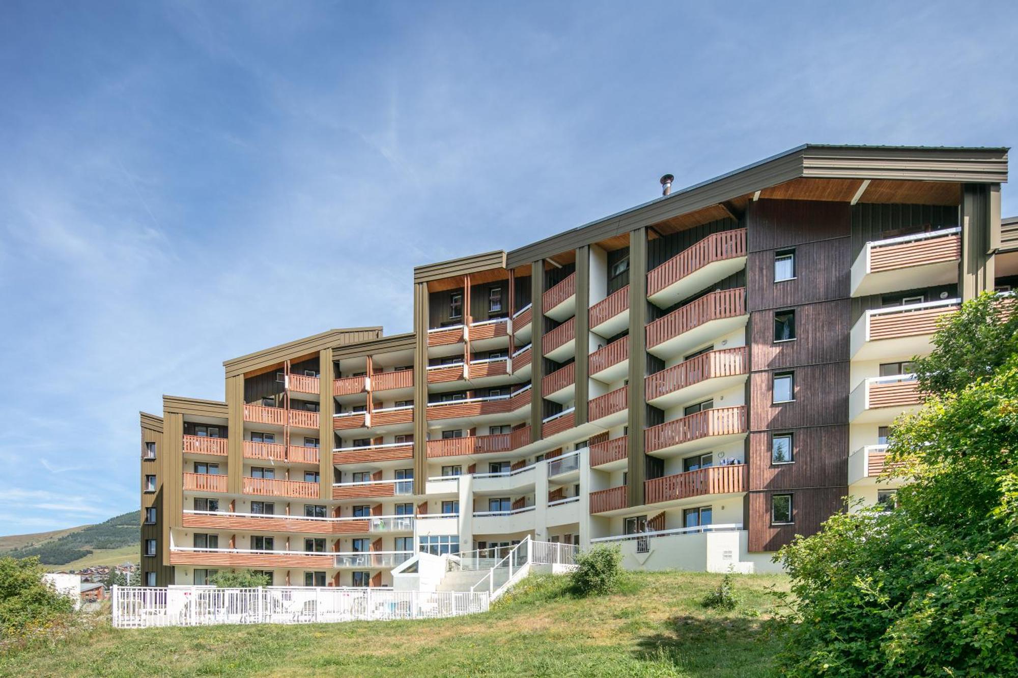 Residence Pierre & Vacances Les Bergers Alpe d'Huez Exterior photo